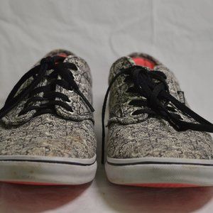 VANS Low Top Women's Skate Shoes